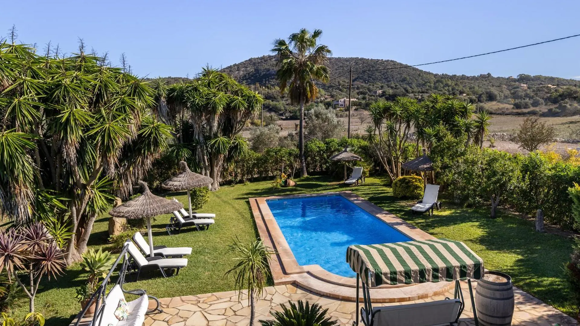 Landhaus Finca Can Suave By Rentallorca Son Macia